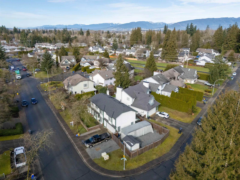 20891 94b Avenue, Langley BC V1M 2B1