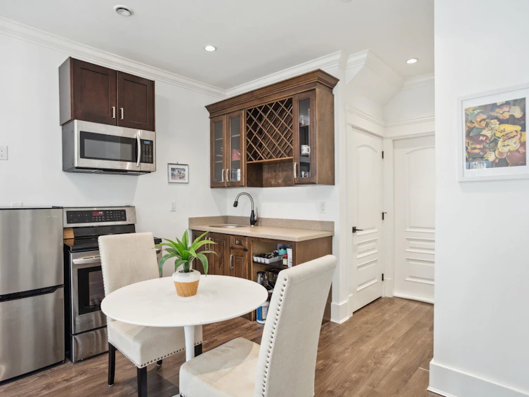 3278 West 15th Avenue, Vancouver, BC, V6K 3A9 - 34