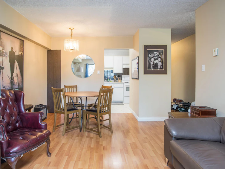 313-975 E Broadway, Vancouver, BC, V5T 1Y3 - 5