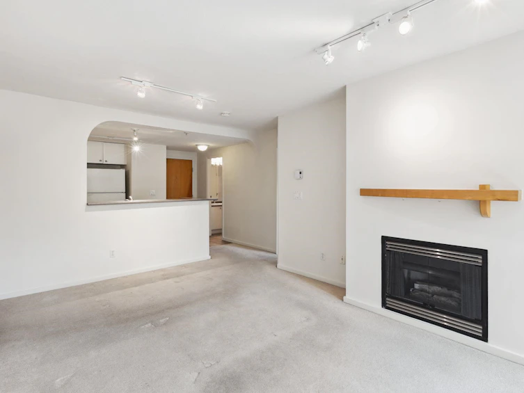212-1111 Lynn Valley Road, North Vancouver, BC, V7J 3V4 - 6