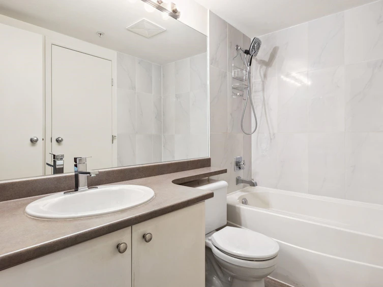 212-1111 Lynn Valley Road, North Vancouver, BC, V7J 3V4 - 21