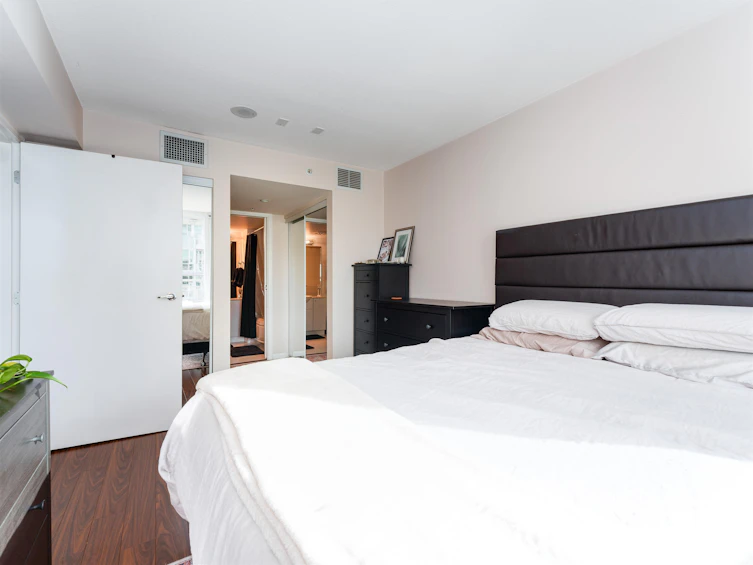 1107-188 E Esplanade, North Vancouver, BC, V7L 4Y1 - 13