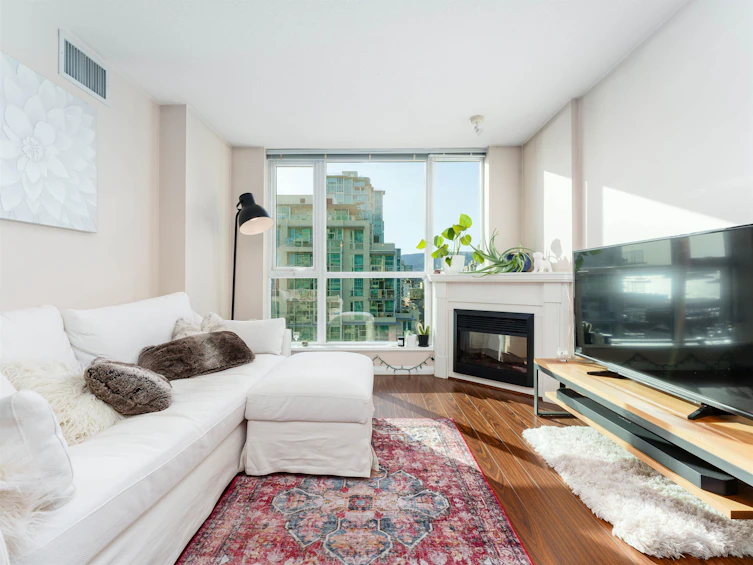 1107-188 E Esplanade, North Vancouver, BC, V7L 4Y1 - 4