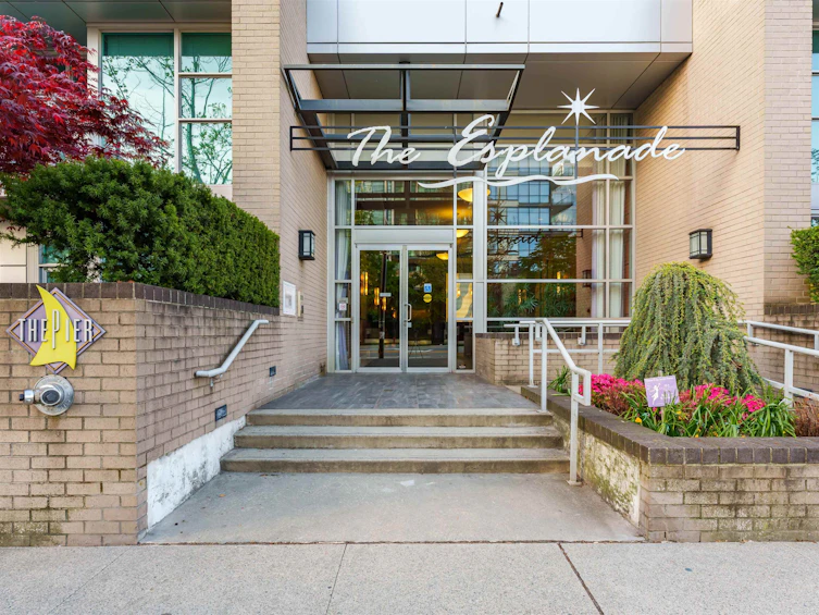 1107-188 E Esplanade, North Vancouver, BC, V7L 4Y1 - 21