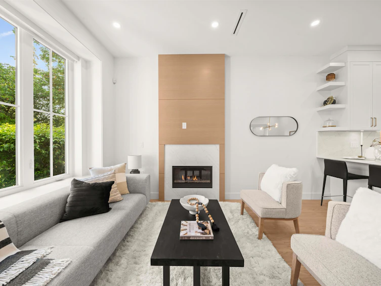 1-312 E 40th Avenue, Vancouver, BC, V5W 1L9 - 3