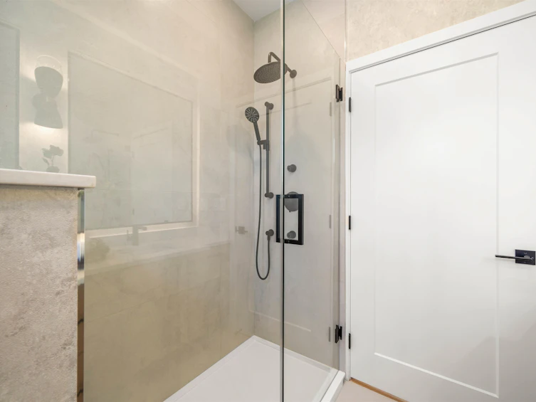 1-312 E 40th Avenue, Vancouver, BC, V5W 1L9 - 18