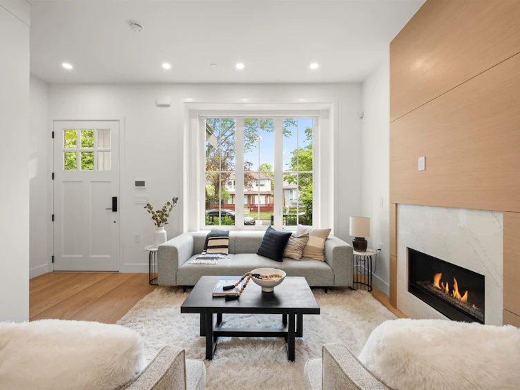 1-312 E 40th Avenue, Vancouver, BC, V5W 1L9 - 4