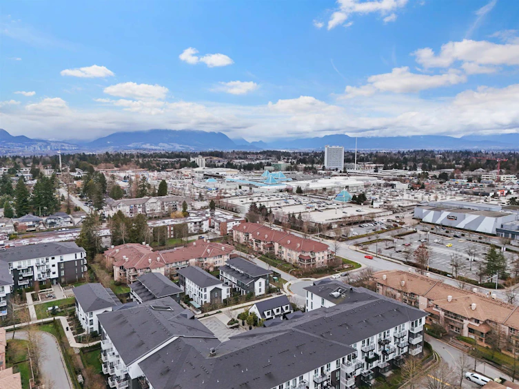 8-14955 101a Avenue, Surrey, BC, V3R 0G1 - 39