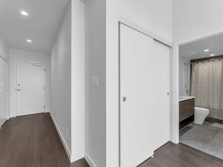 3201-13725 George Junction, Surrey, BC, V3T 0V7 - 6