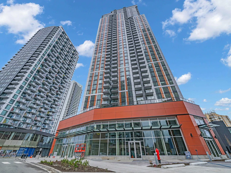 3201-13725 George Junction, Surrey, BC, V3T 0V7 - 31