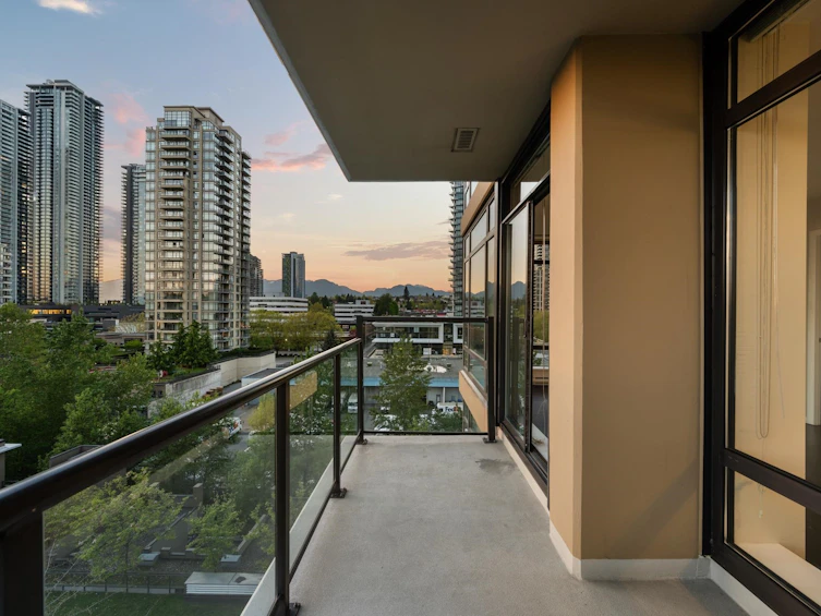804-2355 Madison Avenue, Burnaby, BC, V5C 0B3 - 25