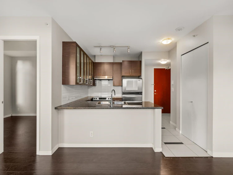 804-2355 Madison Avenue, Burnaby, BC, V5C 0B3 - 15