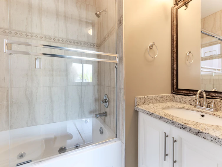 1102 Kaslo Street, Vancouver, BC, V5K 3Z6 - 15
