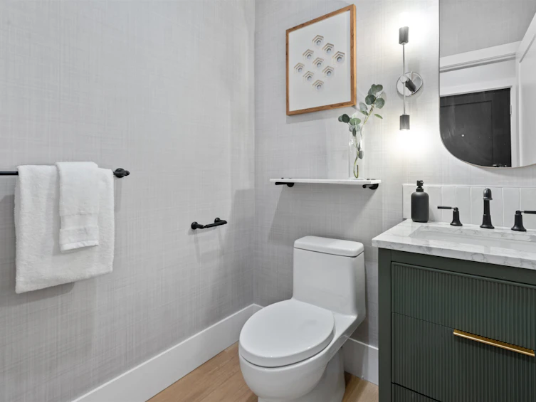 2-4423 W 16th Avenue, Vancouver, BC, V6R 3E7 - 4
