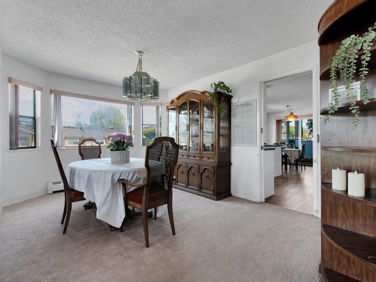 6272 Bryant Street, Burnaby, BC, V5H 1Y2 - 5