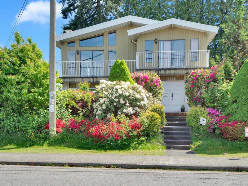 6272 Bryant Street, Burnaby BC V5H 1Y2