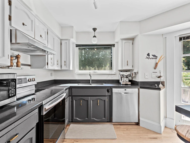 777 Prior Street, Vancouver, BC, V6A 2G8 - 12