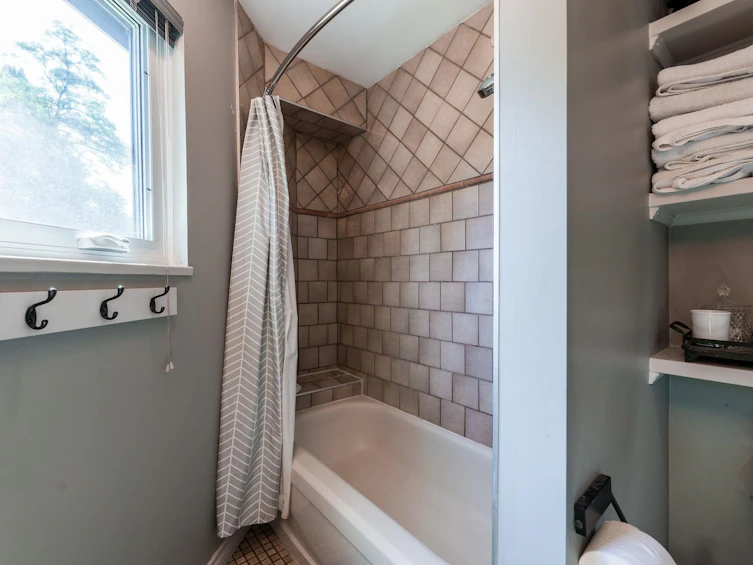 777 Prior Street, Vancouver, BC, V6A 2G8 - 25