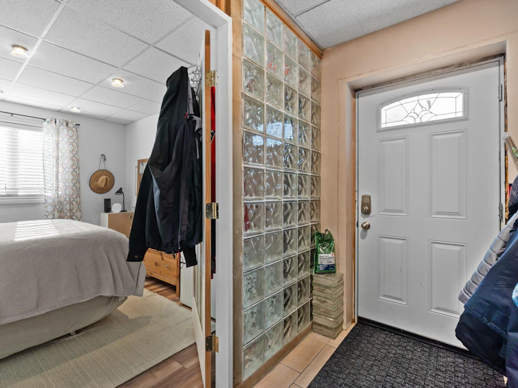 9605 Queens Place, Surrey, BC, V3V 2S2 - 16