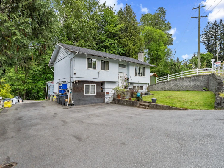 9605 Queens Place, Surrey, BC, V3V 2S2 - 19