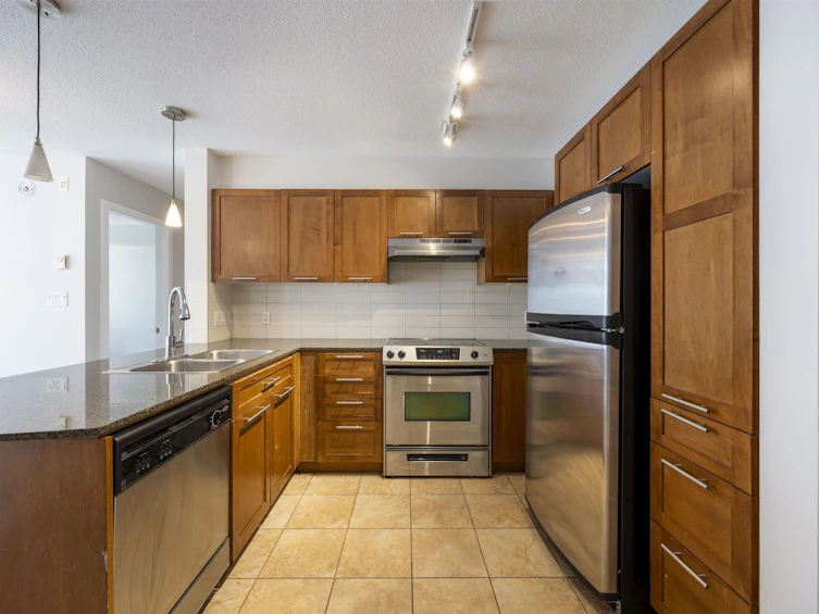 416-19677 Meadow Gardens Way, Pitt Meadows, BC, V3Y 0A2 - 3