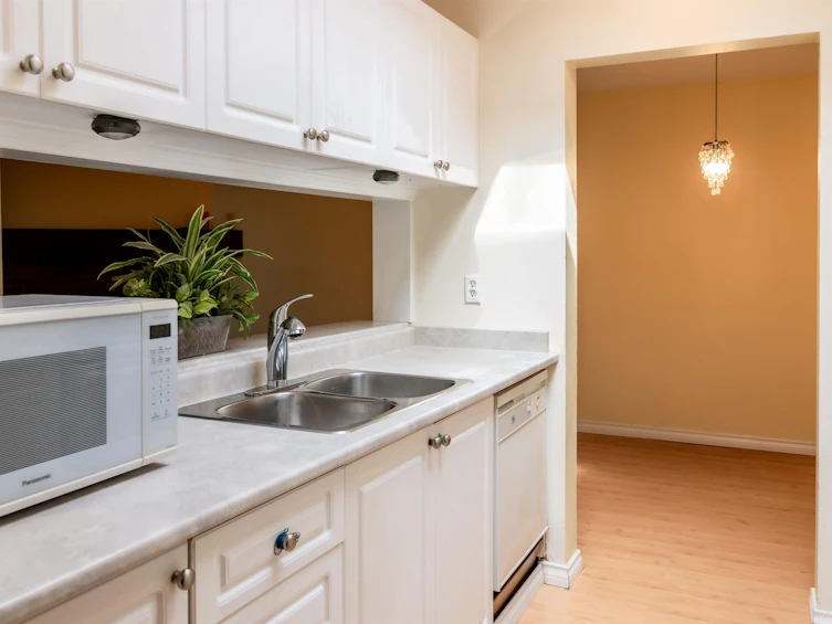 335-7651 Minoru Boulevard, Richmond, BC, V6Y 1Z3 - 4