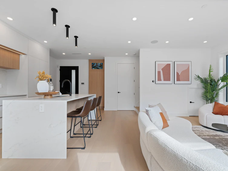 2-3880 W 23rd Avenue, Vancouver, BC, V6S 1K9 - 5