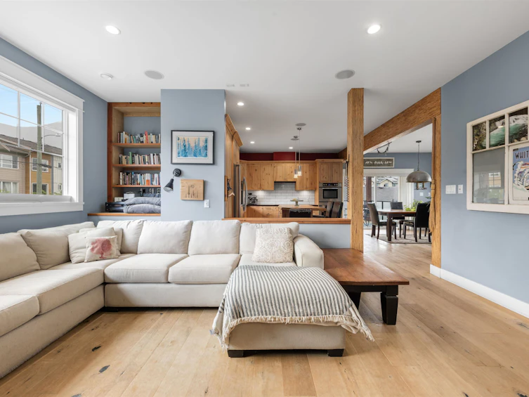 1215 Wilson Crescent, Squamish, BC, V8B 0B8 - 4