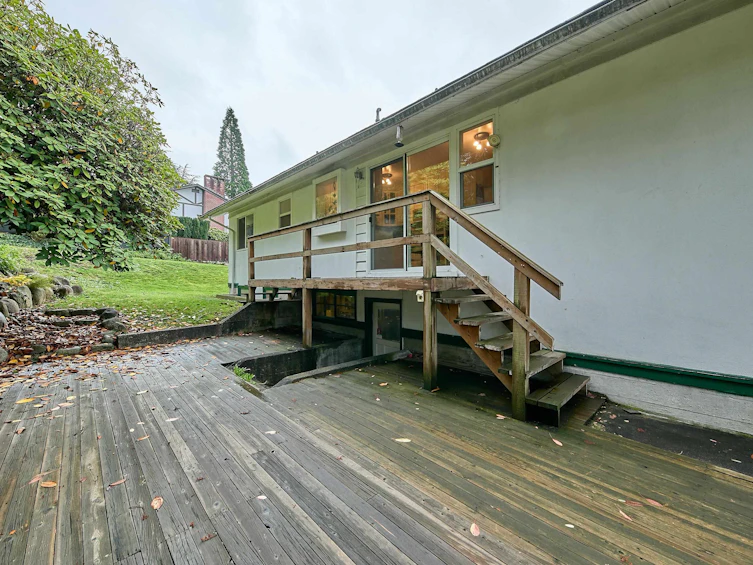 327 Seaforth Crescent, Coquitlam, BC, V3K 2M3 - 17