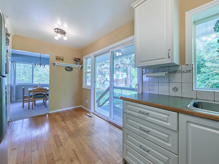 327 Seaforth Crescent, Coquitlam, BC, V3K 2M3 - 31