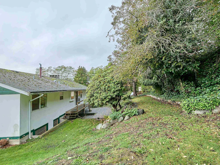 327 Seaforth Crescent, Coquitlam, BC, V3K 2M3 - 15