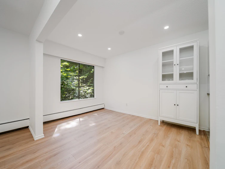 102-150 E 5th Street, North Vancouver, BC, V7L 1L5 - 2