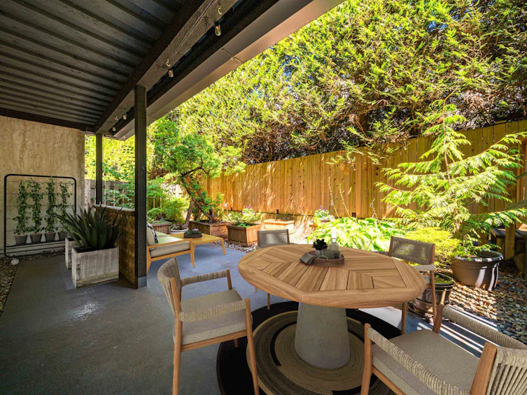 102-150 E 5th Street, North Vancouver, BC, V7L 1L5 - 11