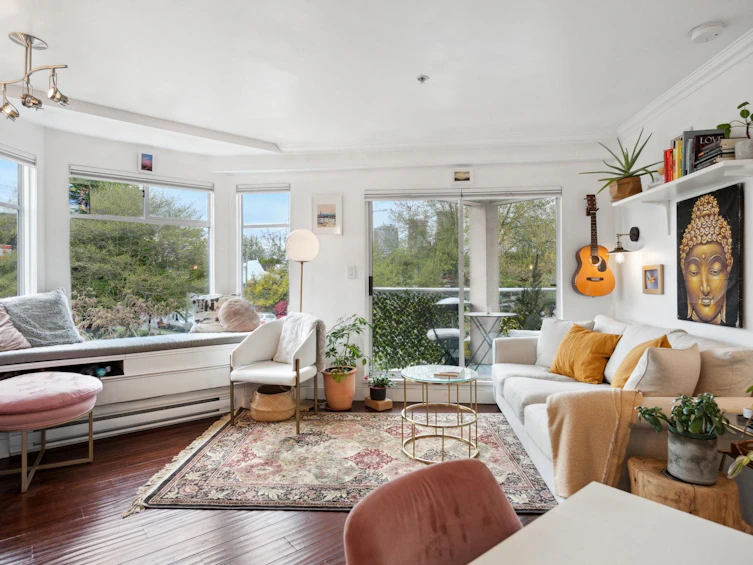 201-2006 W 2nd Avenue, Vancouver, BC, V6J 1J4 - 2