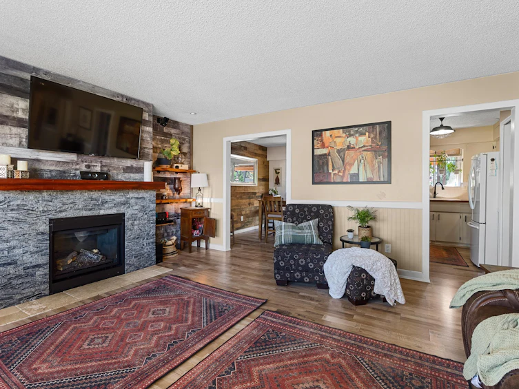 9128 Armitage Street, Chilliwack, BC, V2P 6R7 - 6