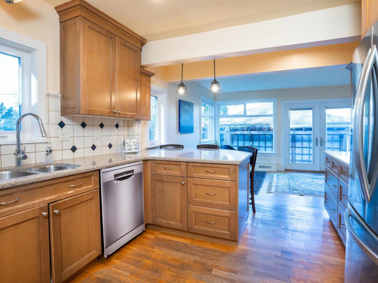 3949 W 32nd Avenue, Vancouver, BC, V6S 1Z4 - 9