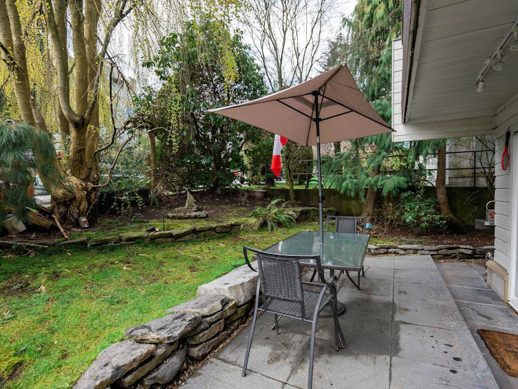 209-2125 W 2nd Avenue, Vancouver, BC, V6K 1H7 - 2