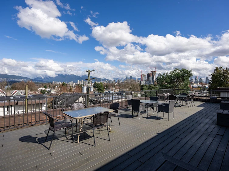 209-2125 W 2nd Avenue, Vancouver, BC, V6K 1H7 - 21