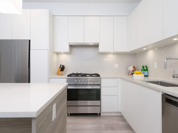 10-3490 Mt Seymour Parkway, North Vancouver, BC, V7H 1G5 - 3