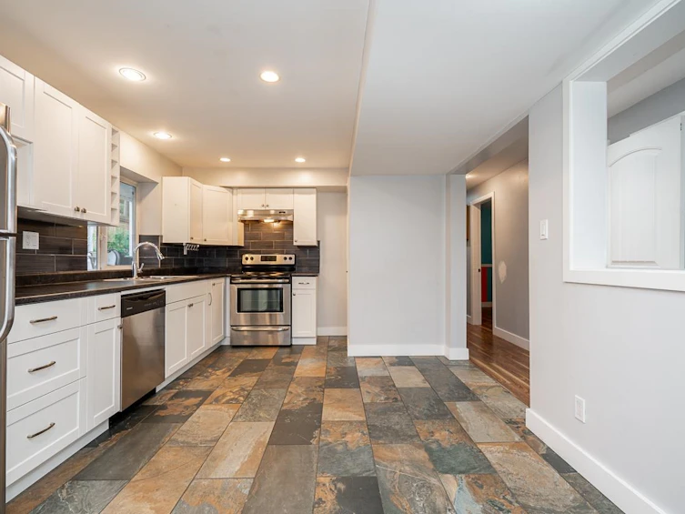 8604 Sunbury Place, Delta, BC, V4C 3Y7 - 23