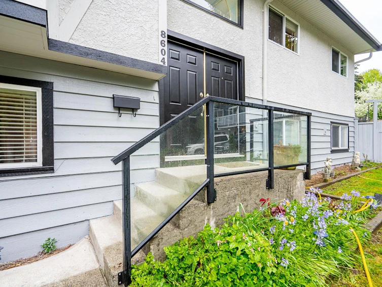 8604 Sunbury Place, Delta, BC, V4C 3Y7 - 2