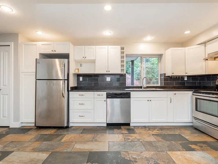 8604 Sunbury Place, Delta, BC, V4C 3Y7 - 22