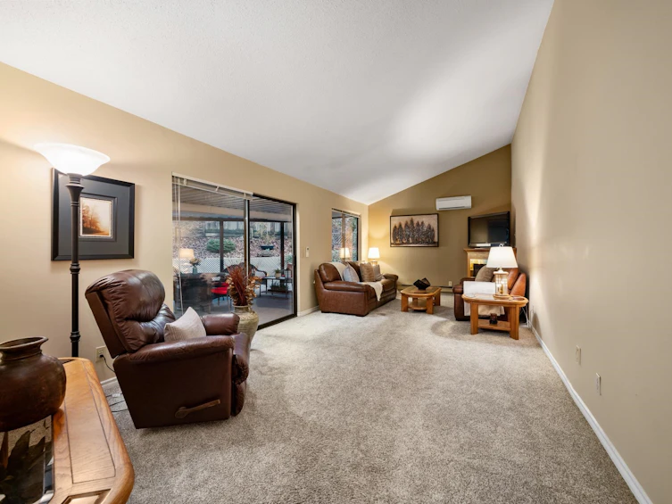 9040 James Place, Delta, BC, V4C 2R8 - 28