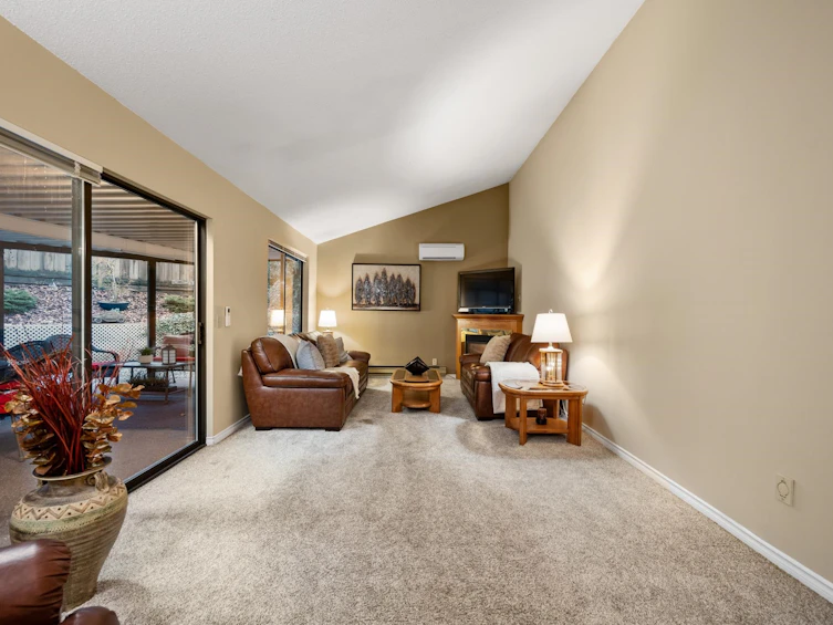 9040 James Place, Delta, BC, V4C 2R8 - 30