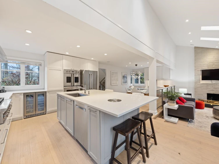 2950 Tolmie Street, Vancouver, BC, V6R 4K6 - 10
