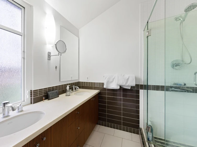 2950 Tolmie Street, Vancouver, BC, V6R 4K6 - 18