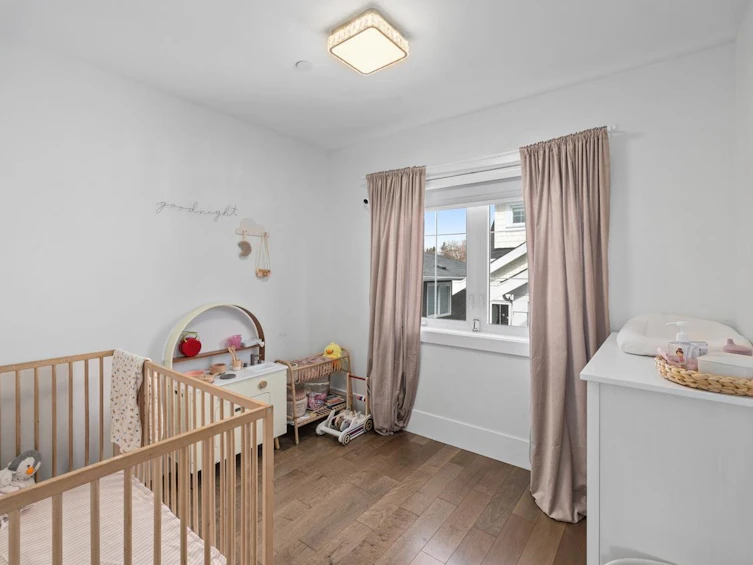 2252 Grant Street, Vancouver, BC, V5L 2Z7 - 11