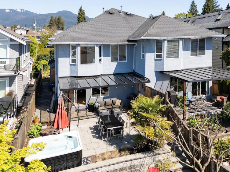 323 E 8th Street, North Vancouver, BC, V7L 1Z2 - 31
