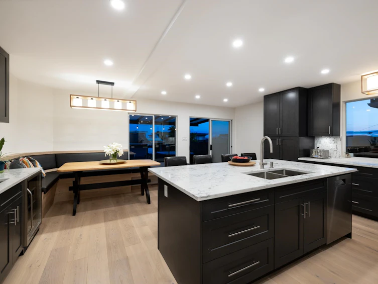 323 E 8th Street, North Vancouver, BC, V7L 1Z2 - 15