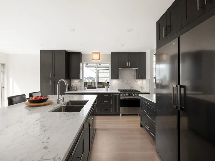 323 E 8th Street, North Vancouver, BC, V7L 1Z2 - 10